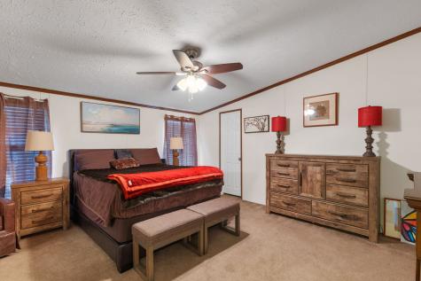 157 Willingham Loop Seymour TX 76380