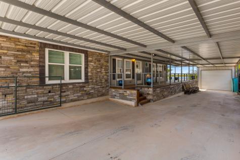 157 Willingham Loop Seymour TX 76380
