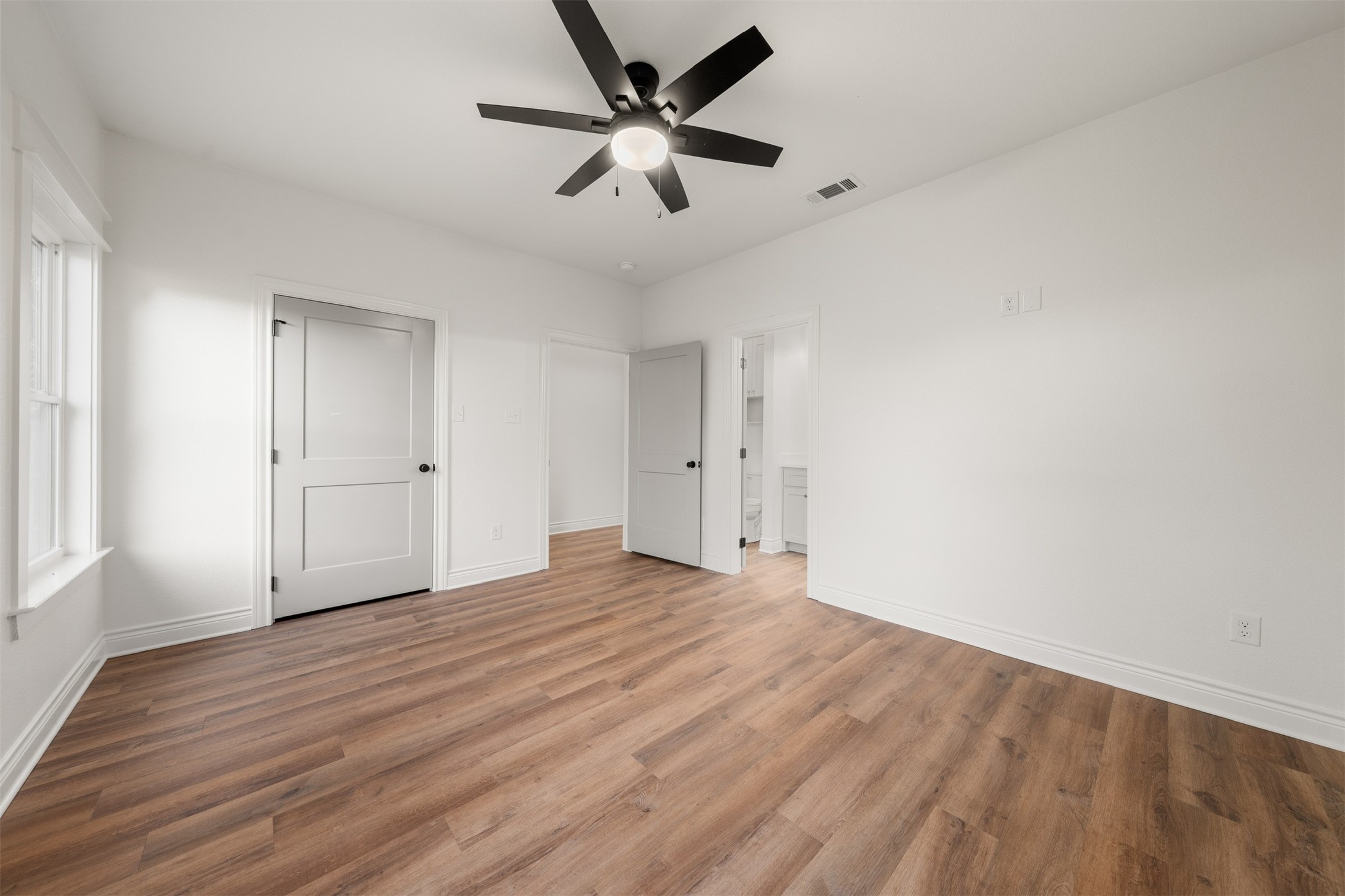 303 Live Oak Trail Valley Mills TX 76689