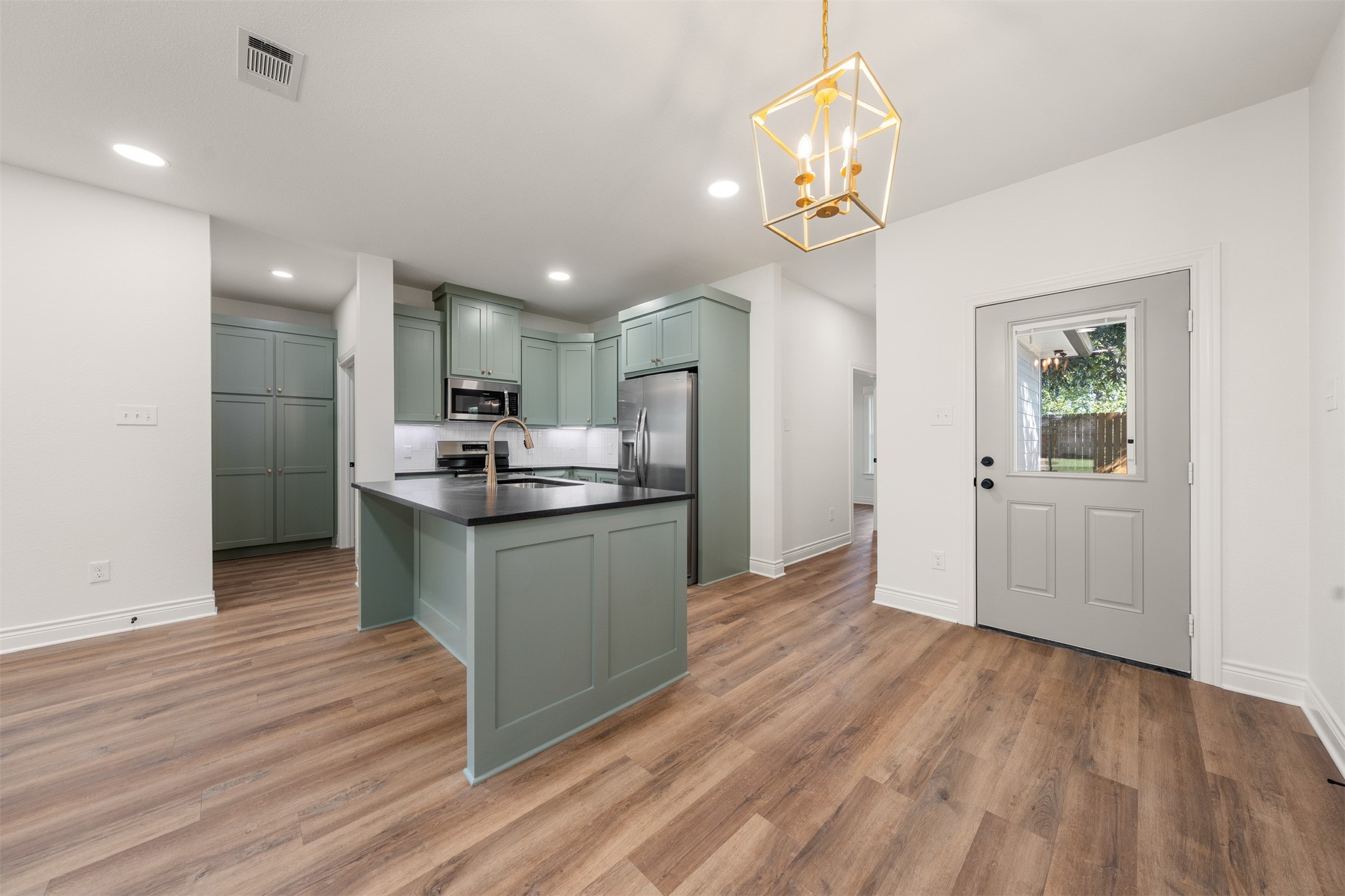 303 Live Oak Trail Valley Mills TX 76689