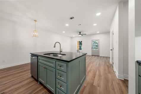 303 Live Oak Trail Valley Mills TX 76689