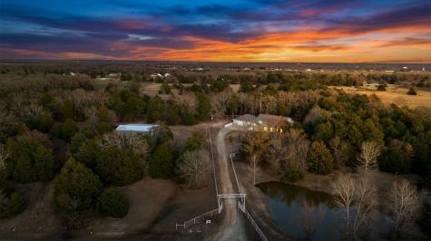 1975 Cr 4106 Greenville TX 75401