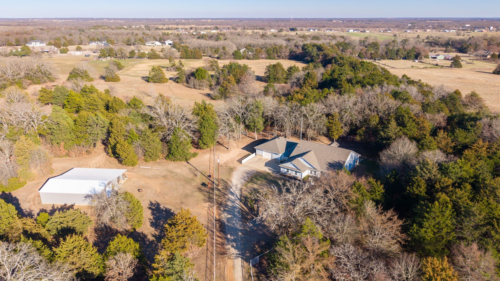 1975 Cr 4106 Greenville TX 75401