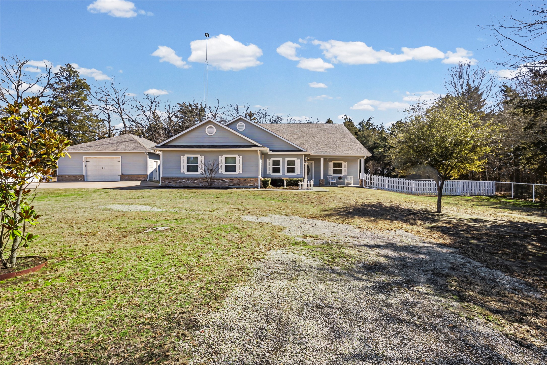 1975 Cr 4106 Greenville TX 75401