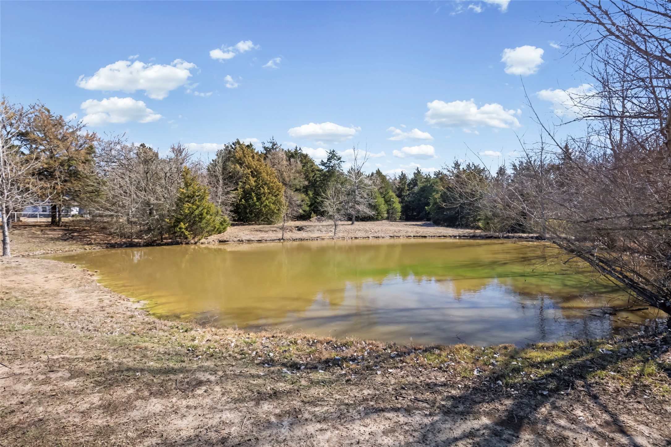 1975 Cr 4106 Greenville TX 75401