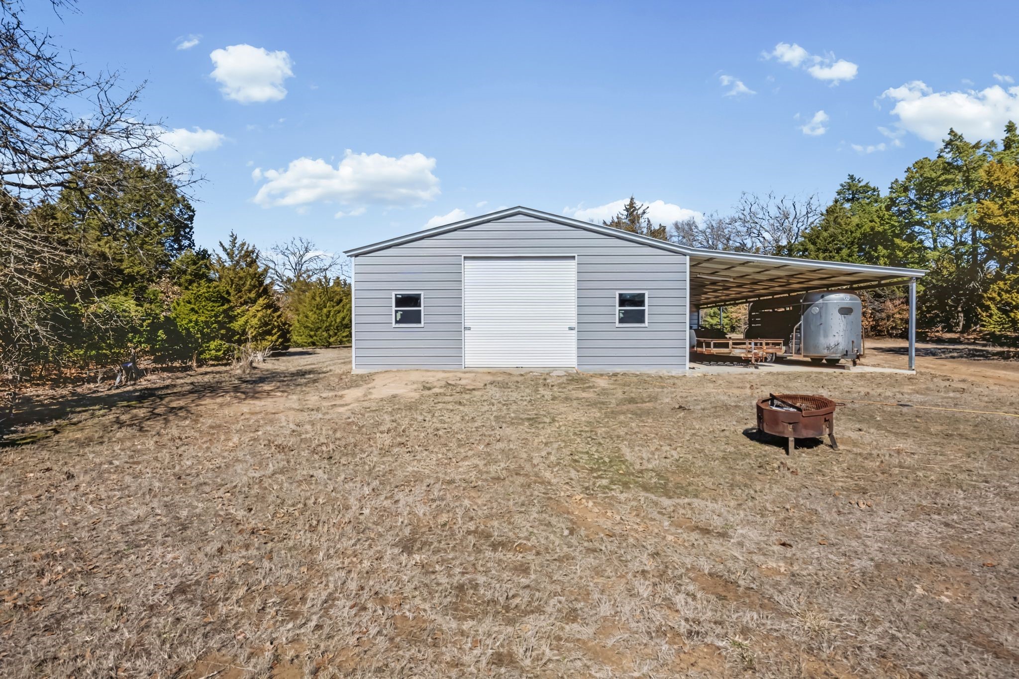 1975 Cr 4106 Greenville TX 75401