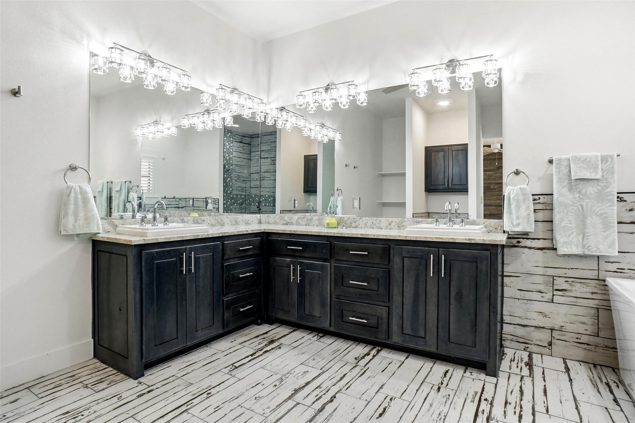 13240 Briar Road Azle TX 76020
