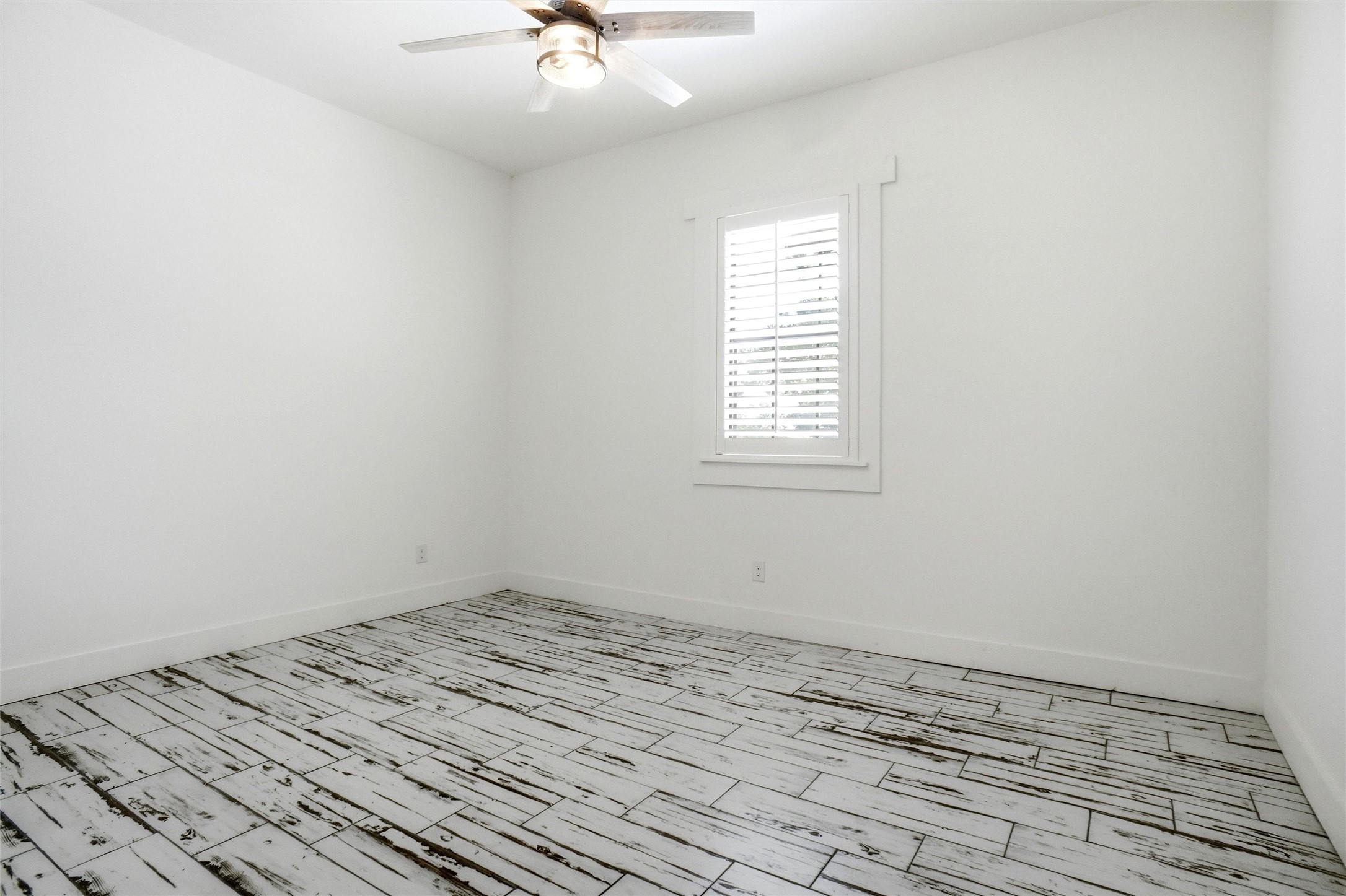 13240 Briar Road Azle TX 76020