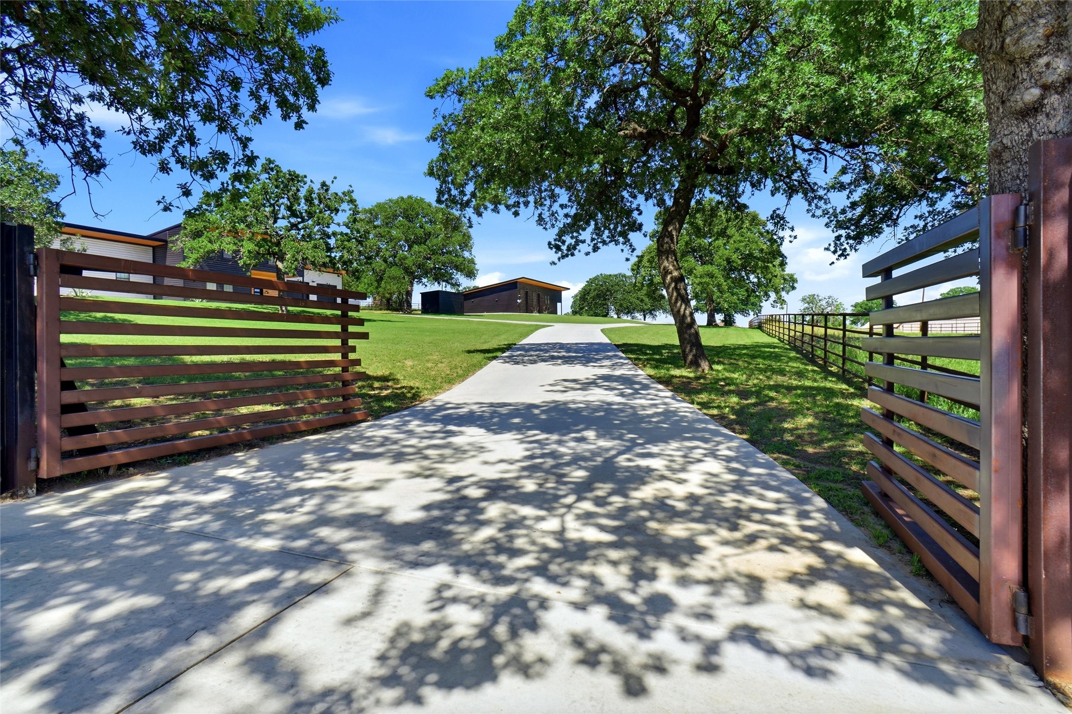 13240 Briar Road Azle TX 76020