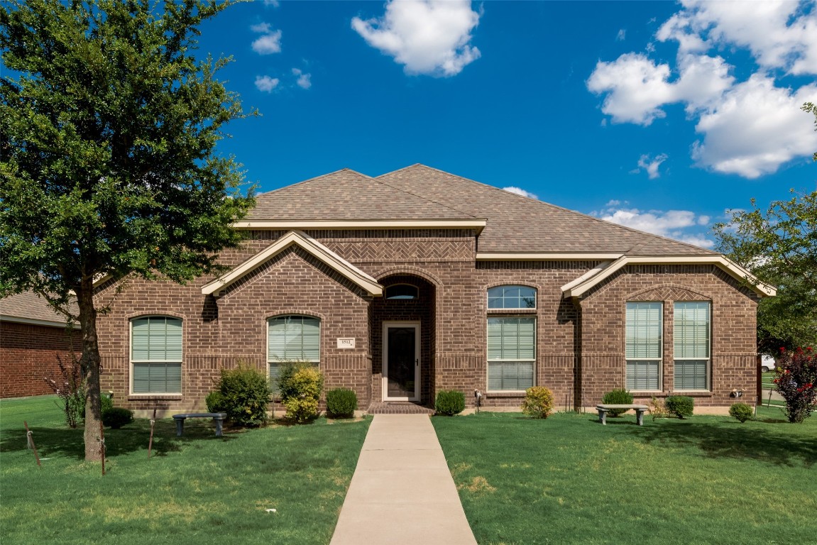 1512 Wren Street Desoto TX 75115