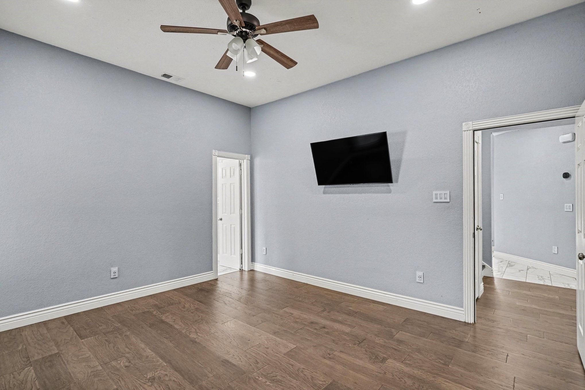 4332 Greenwood Lane Grapevine TX 76051
