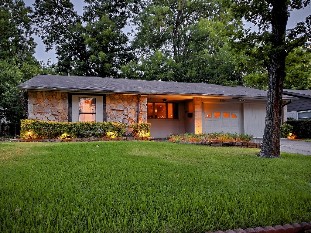 2916 Bergen Lane Farmers Branch TX 75234