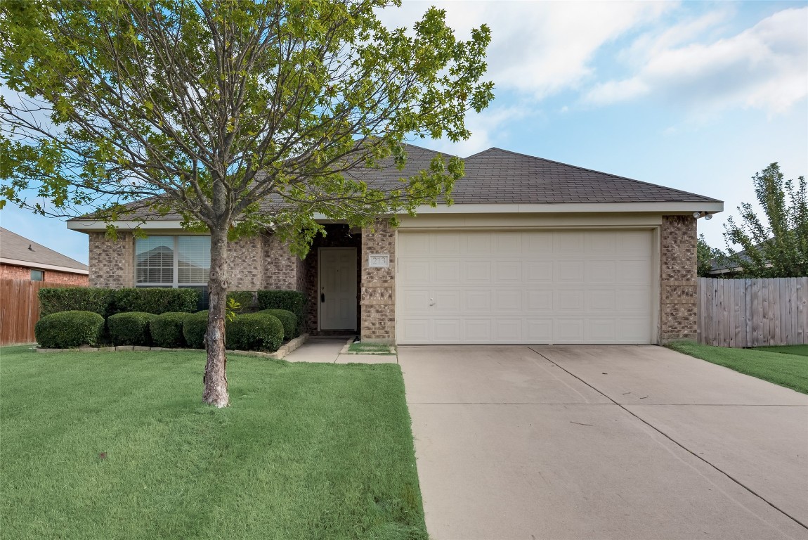 213 Longhorn Drive Waxahachie TX 75165