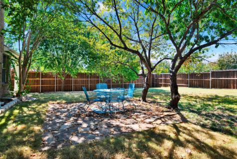 2701 Indian Oak Drive Mckinney TX 75071
