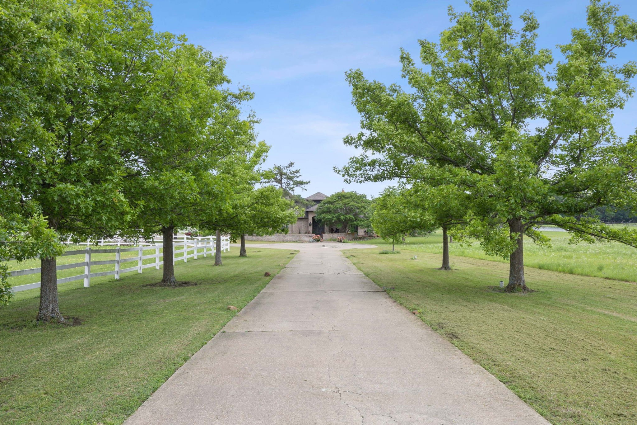868 English Road Rockwall TX 75032