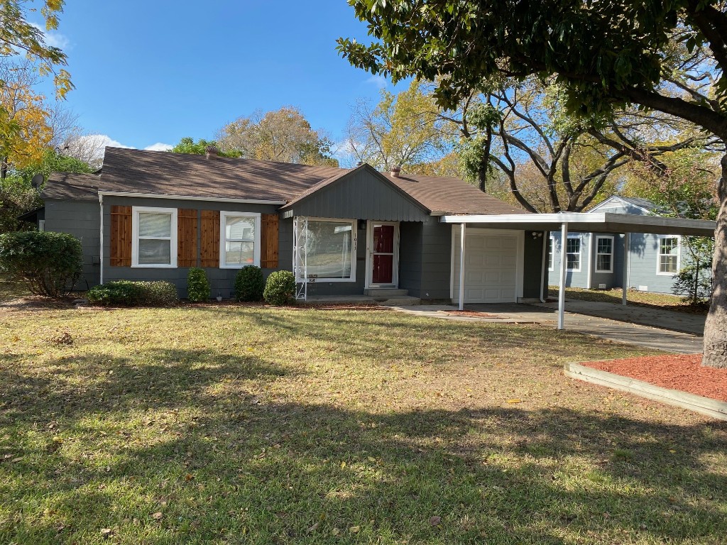1013 Churchill Road River Oaks TX 76114