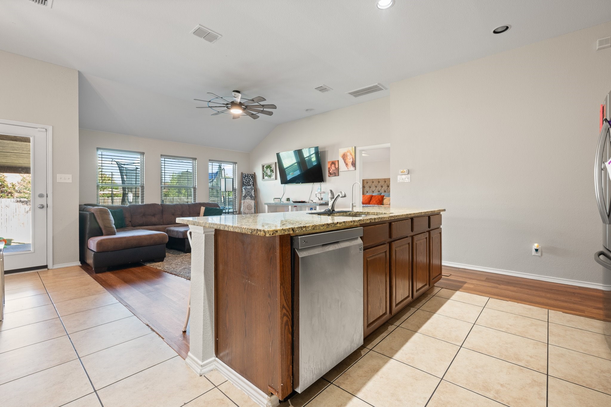 740 W Bend Boulevard Burleson TX 76028