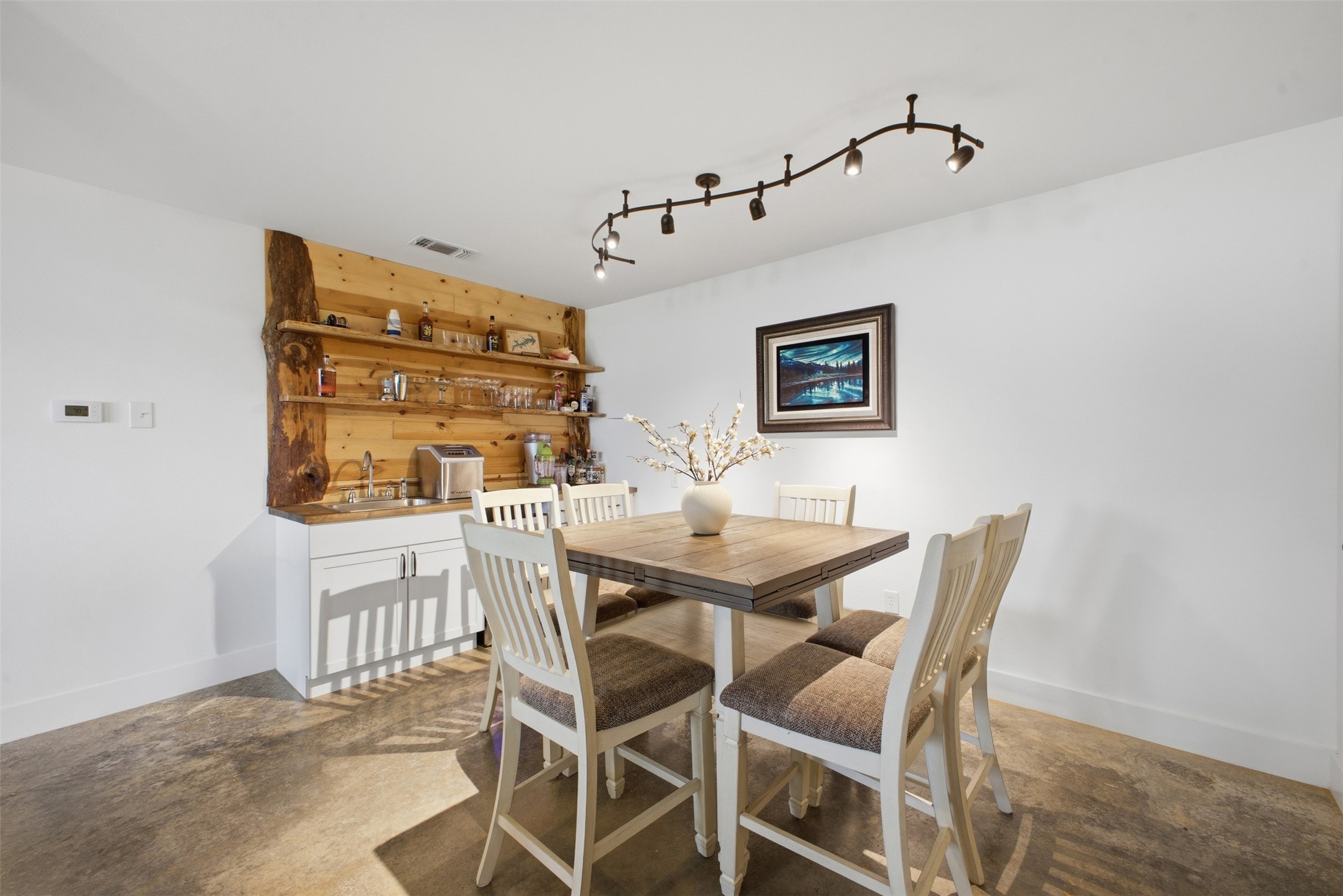 563 Caddo Trail Scroggins TX 75480