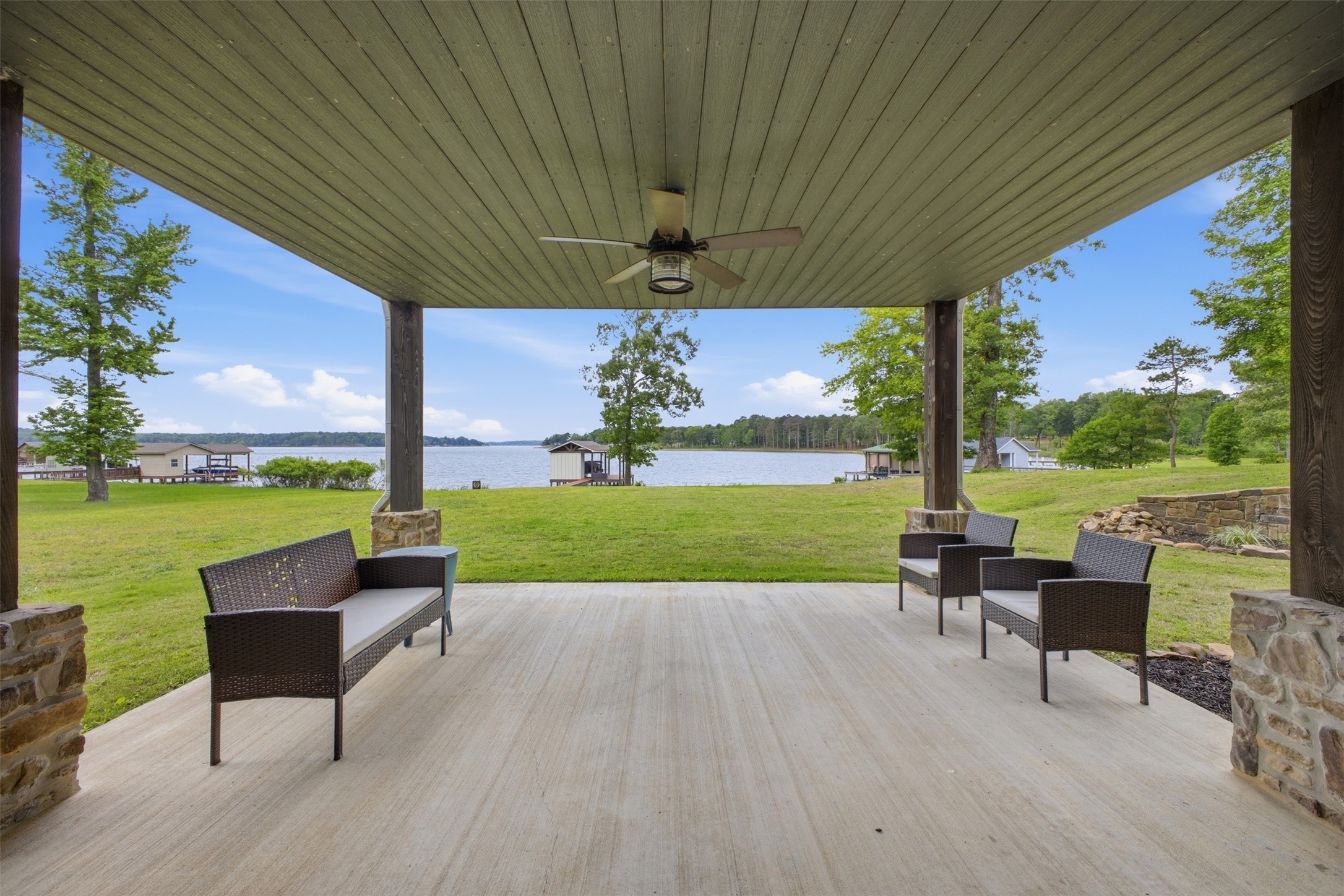 563 Caddo Trail Scroggins TX 75480