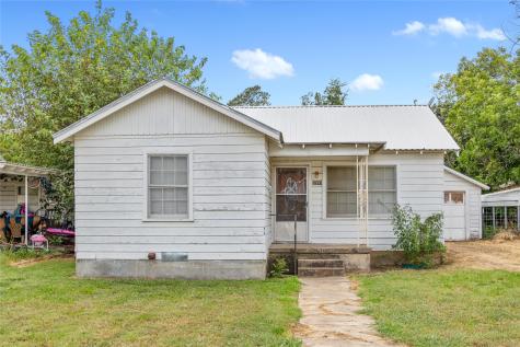 2505 Vine Street Brownwood TX 76801