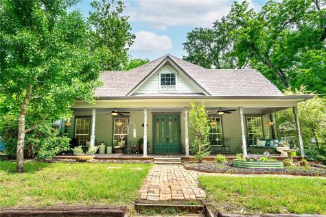 305 Jefferson Street Daingerfield TX 75638
