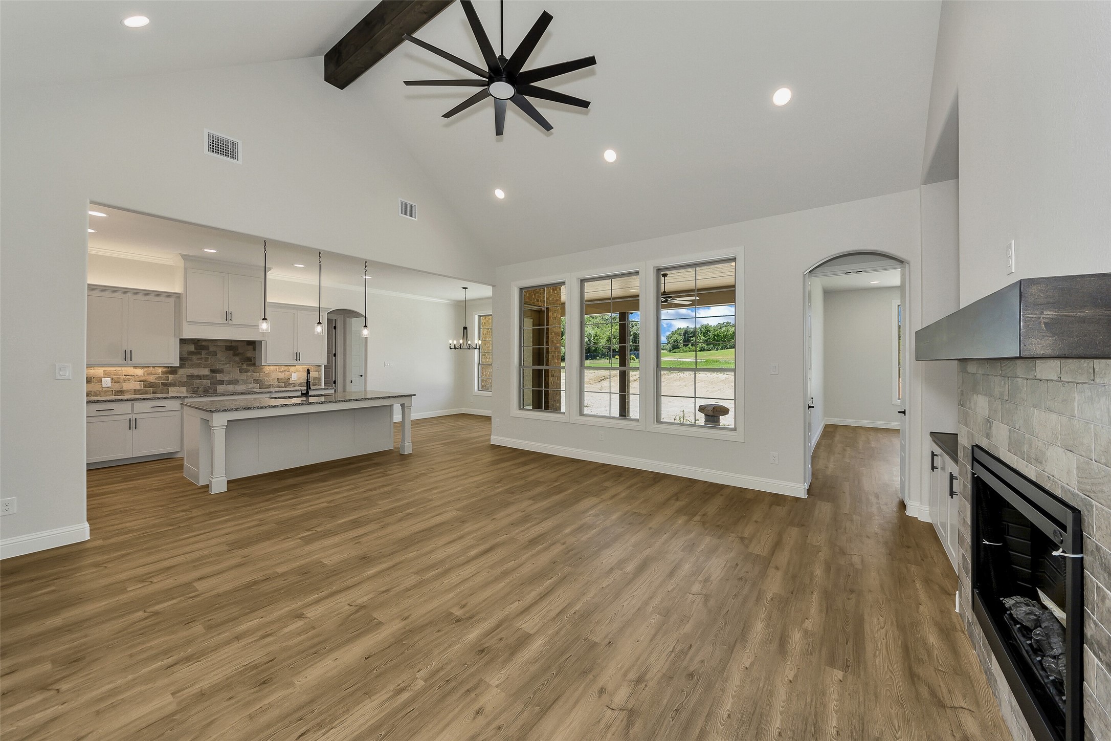 150 Top Flight Drive Weatherford TX 76087