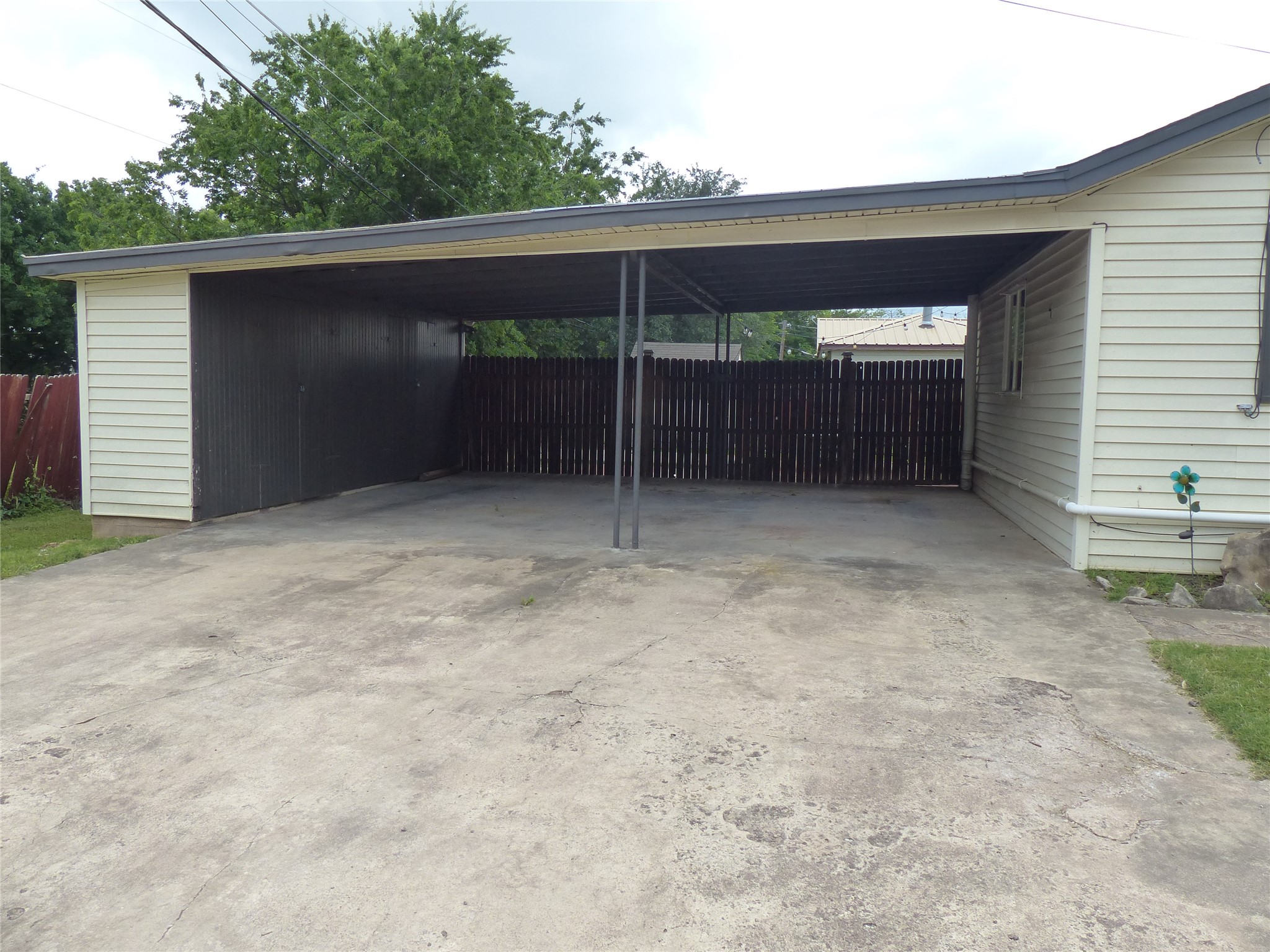 1801 Pine Brady TX 76825