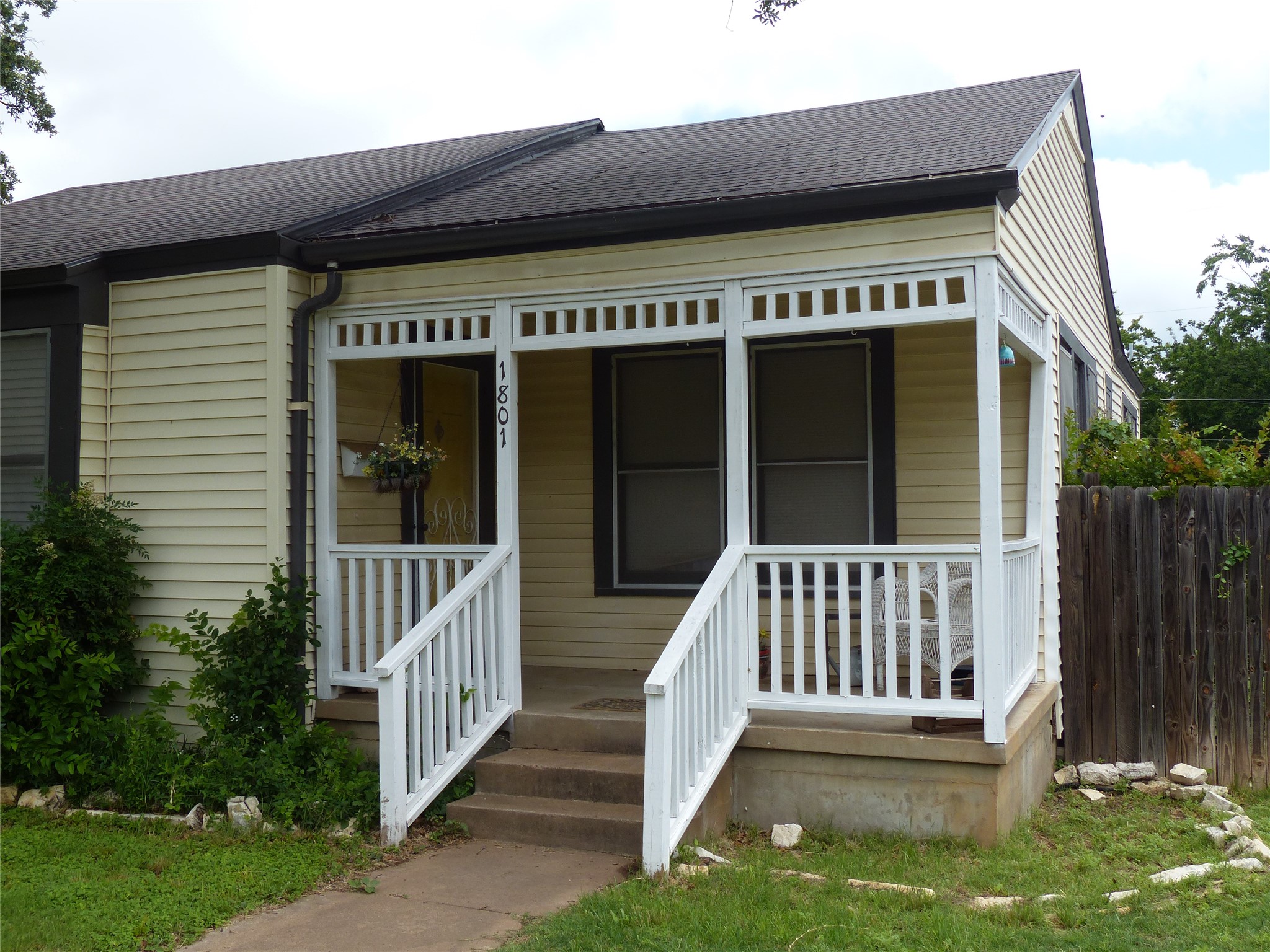 1801 Pine Brady TX 76825