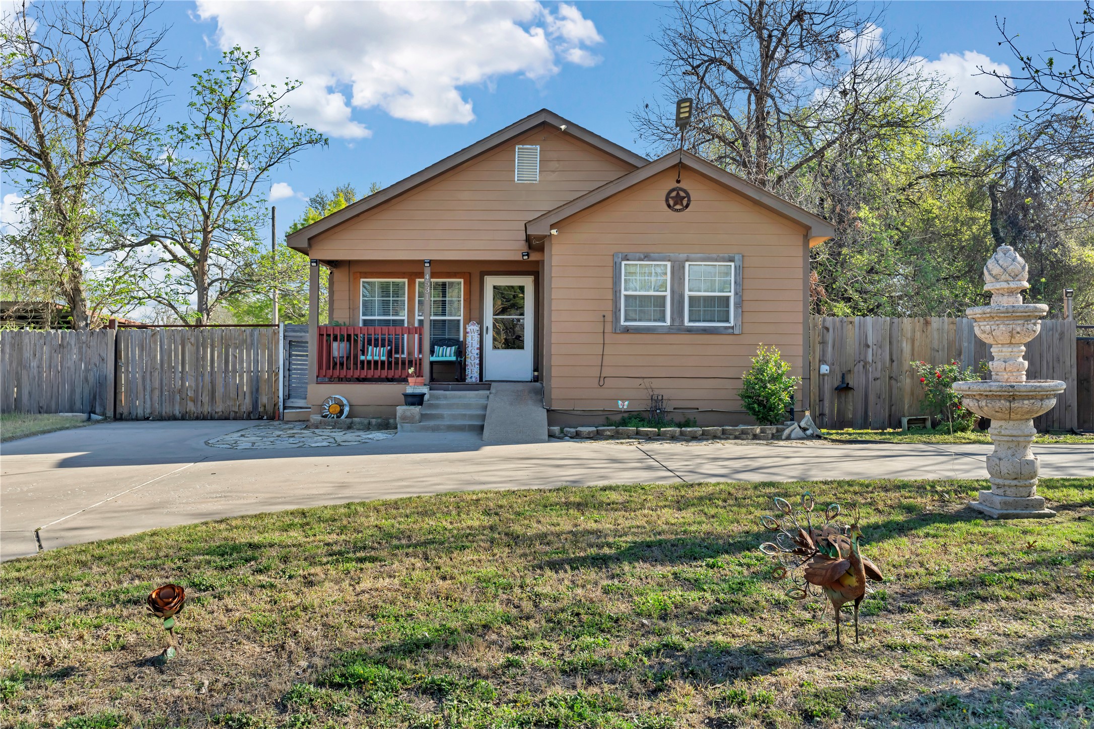 4531 Blackstone Drive Fort Worth TX 76114