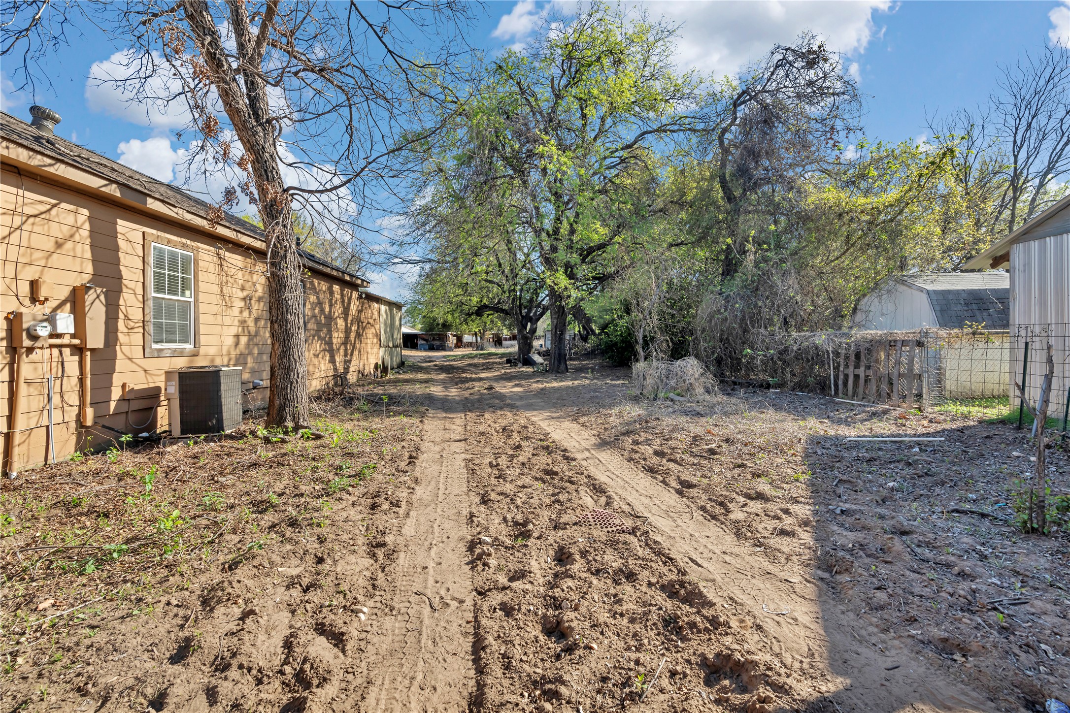 4531 Blackstone Drive Fort Worth TX 76114
