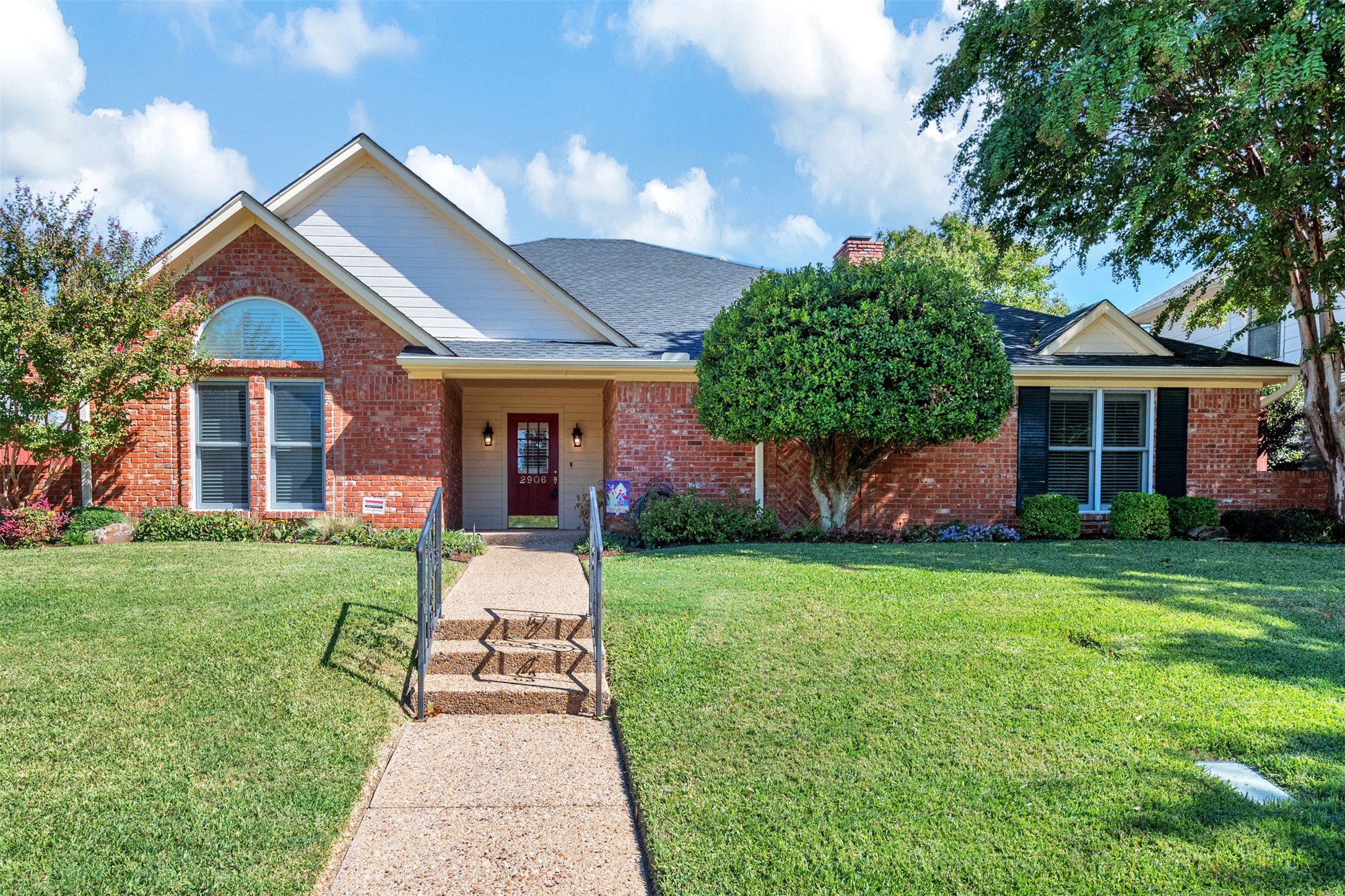 2906 Spring Lake Drive Richardson TX 75082