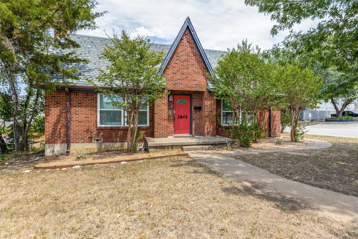 2845 Forest Park Boulevard Fort Worth TX 76110