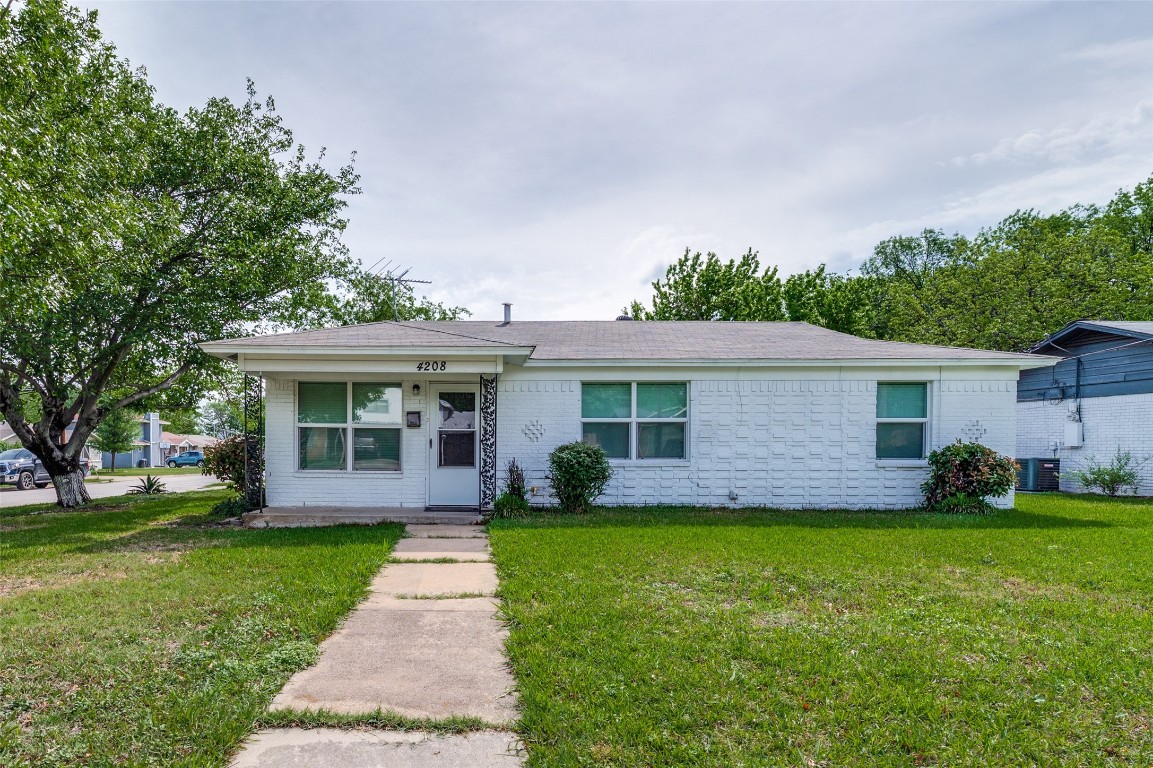 4208 Haltom Road Haltom City TX 76117