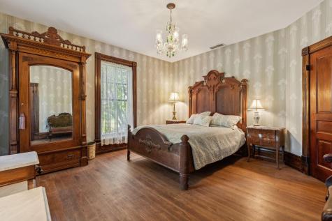 405 W Clifton Street Pilot Point TX 76258