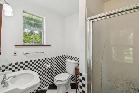 405 W Clifton Street Pilot Point TX 76258