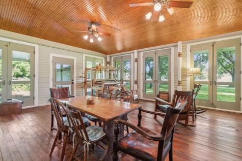 405 W Clifton Street Pilot Point TX 76258