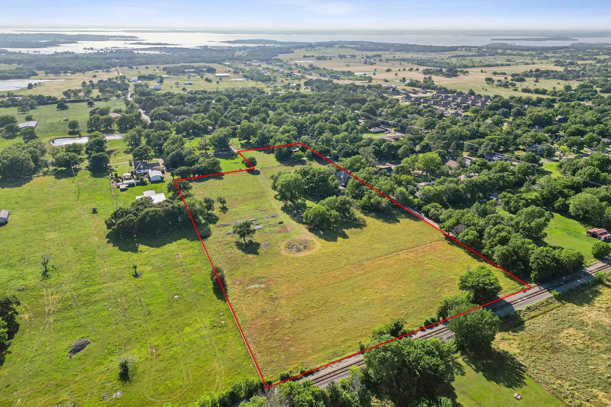 405 W Clifton Street Pilot Point TX 76258
