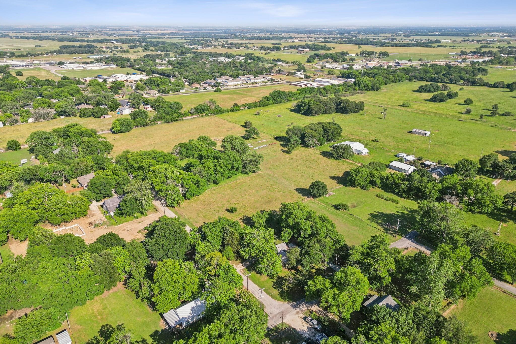 405 W Clifton Street Pilot Point TX 76258