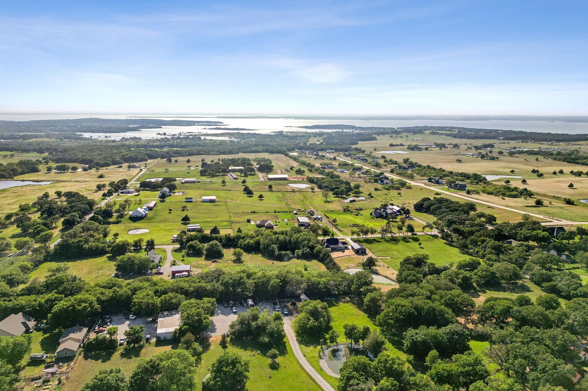 405 W Clifton Street Pilot Point TX 76258