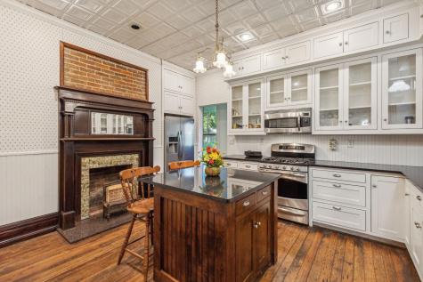 405 W Clifton Street Pilot Point TX 76258