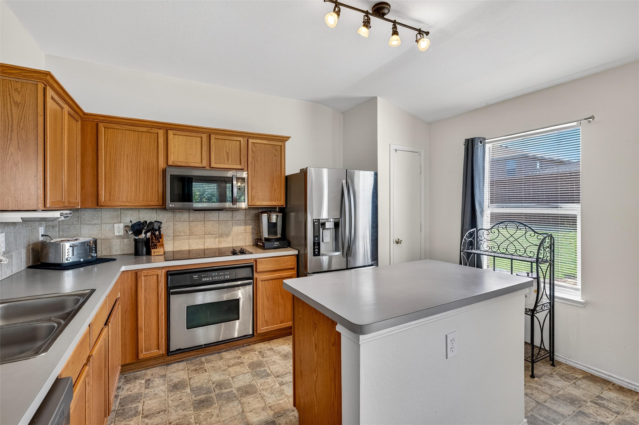 1641 Knight Trail Little Elm TX 75036