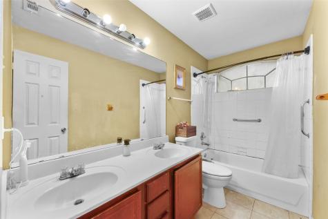 801 S Parks Drive Desoto TX 75115