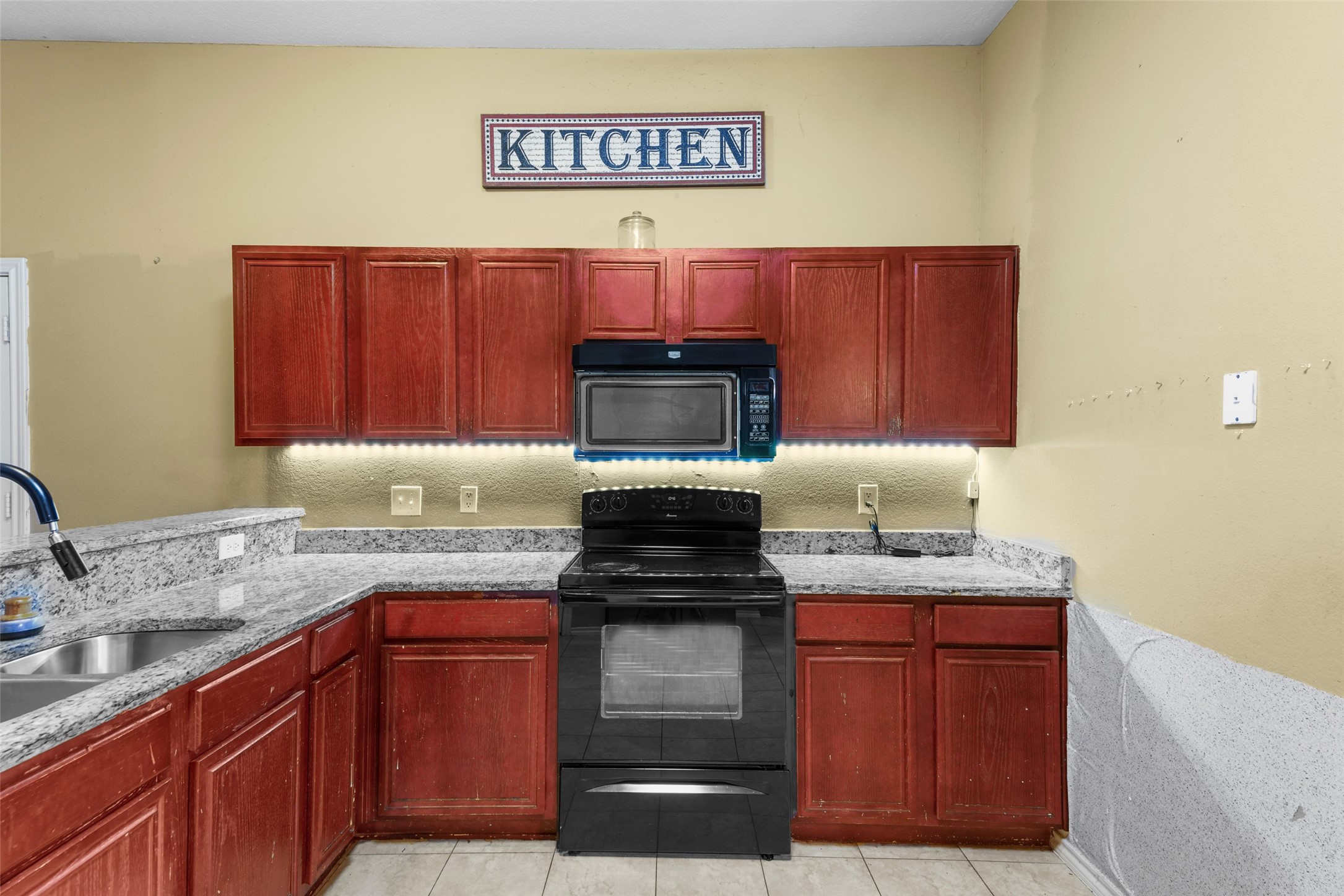801 S Parks Drive Desoto TX 75115