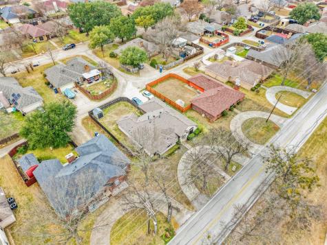 801 S Parks Drive Desoto TX 75115