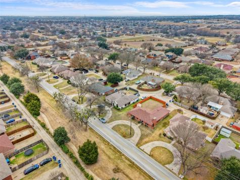 801 S Parks Drive Desoto TX 75115