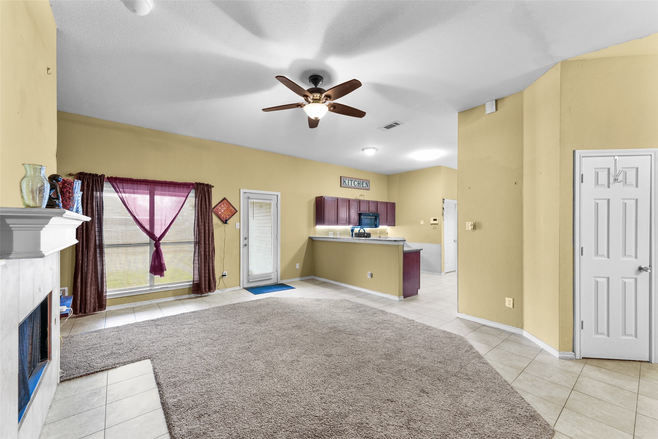 801 S Parks Drive Desoto TX 75115