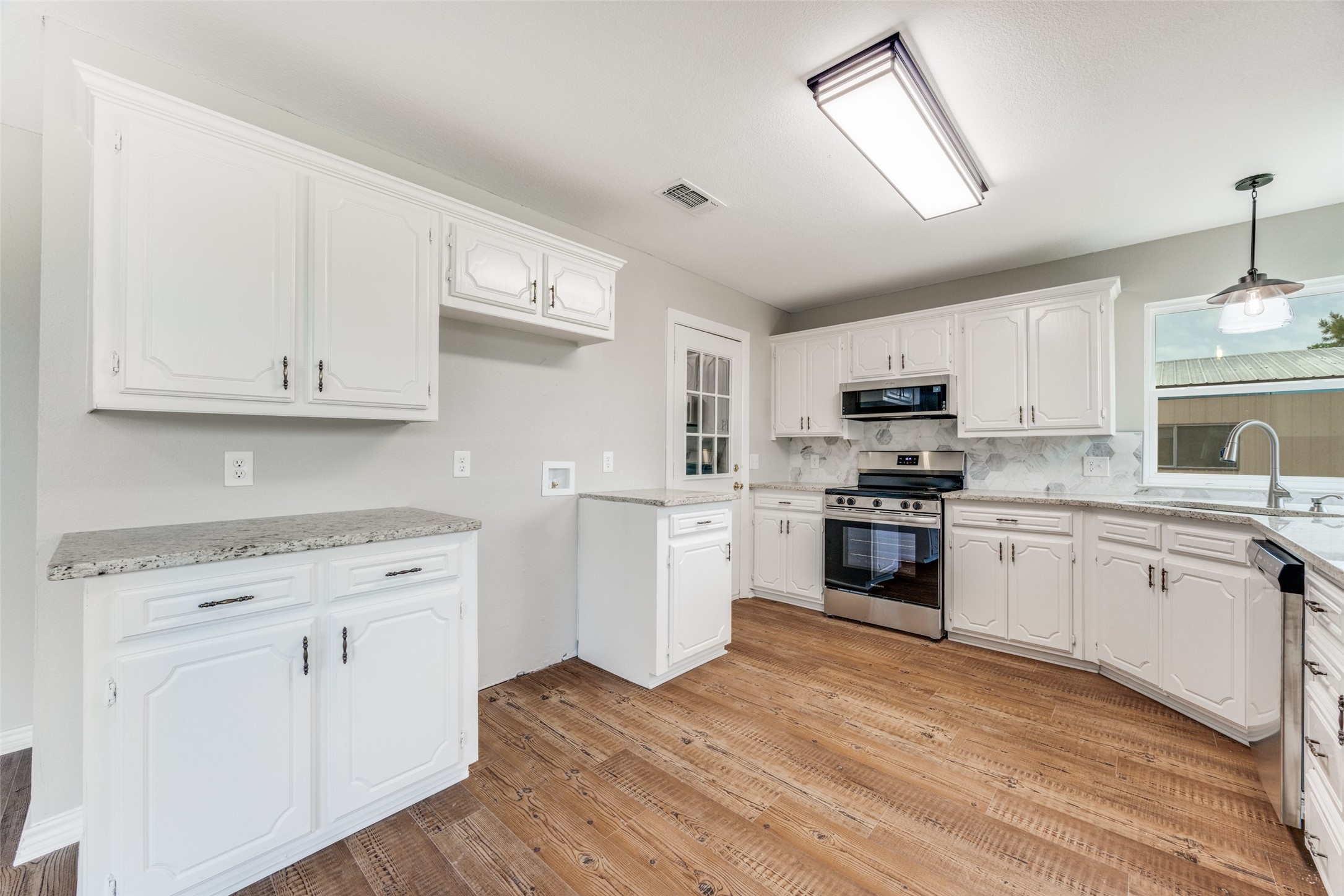 1972 Smith Oak Road Sherman TX 75090