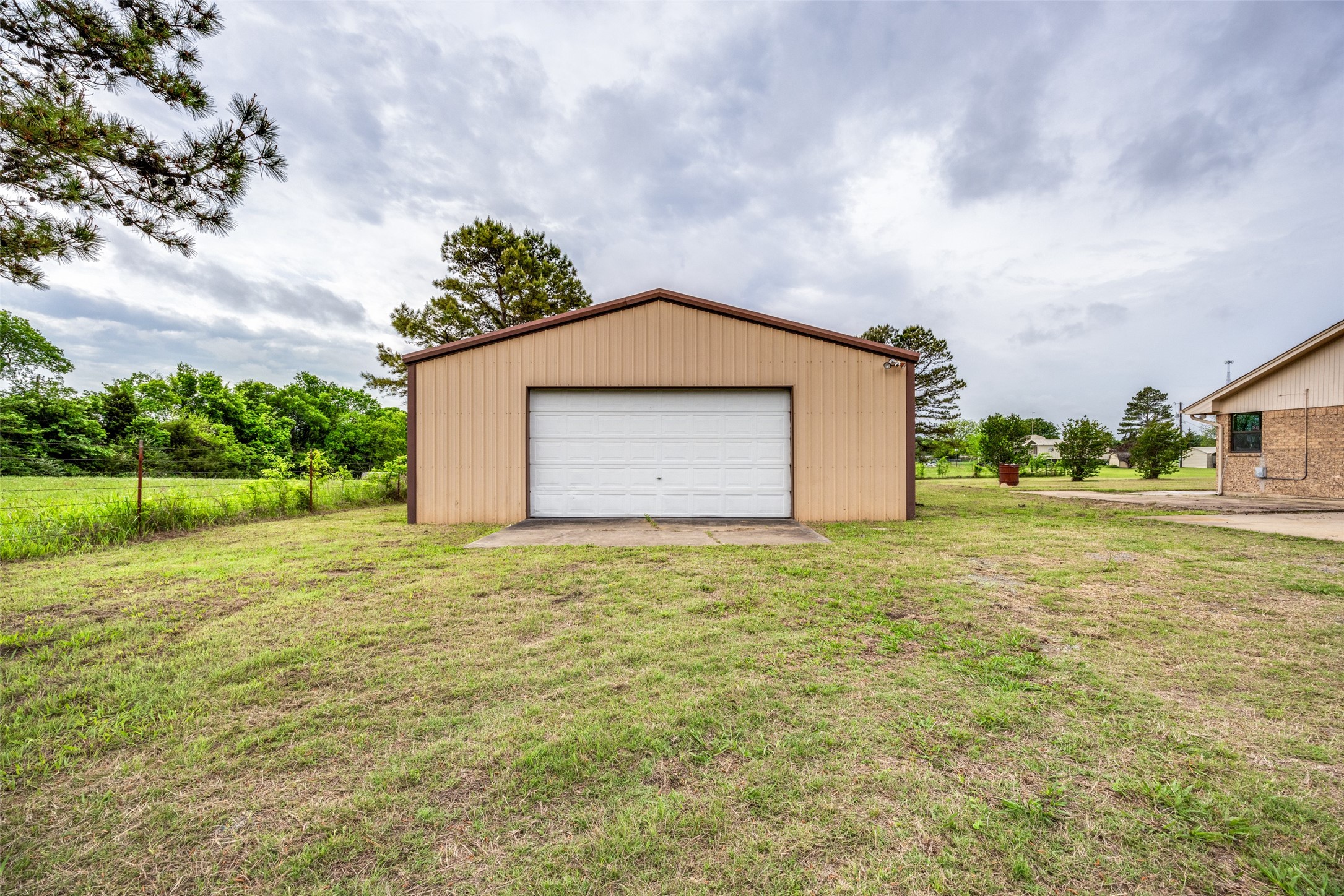 1972 Smith Oak Road Sherman TX 75090