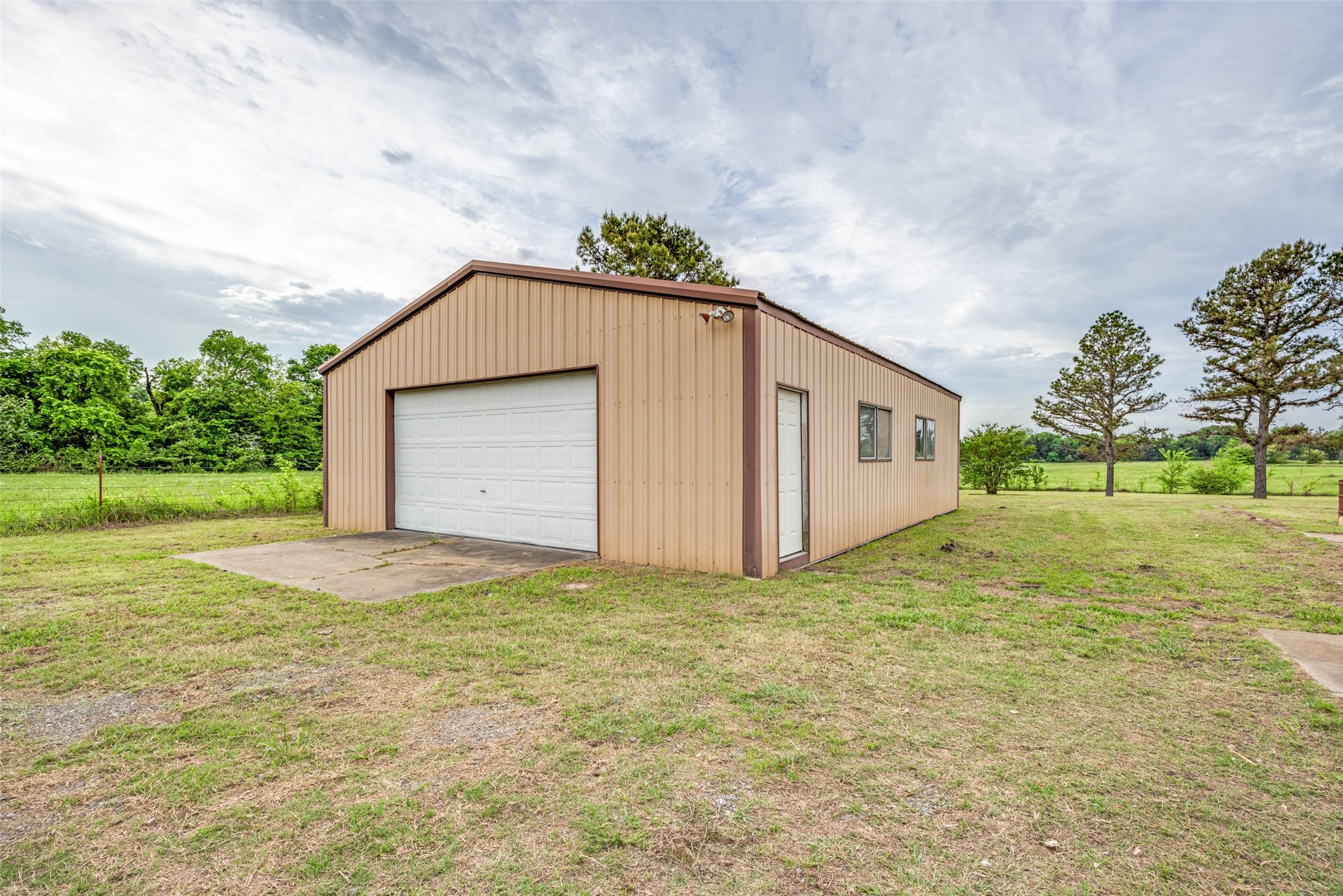 1972 Smith Oak Road Sherman TX 75090