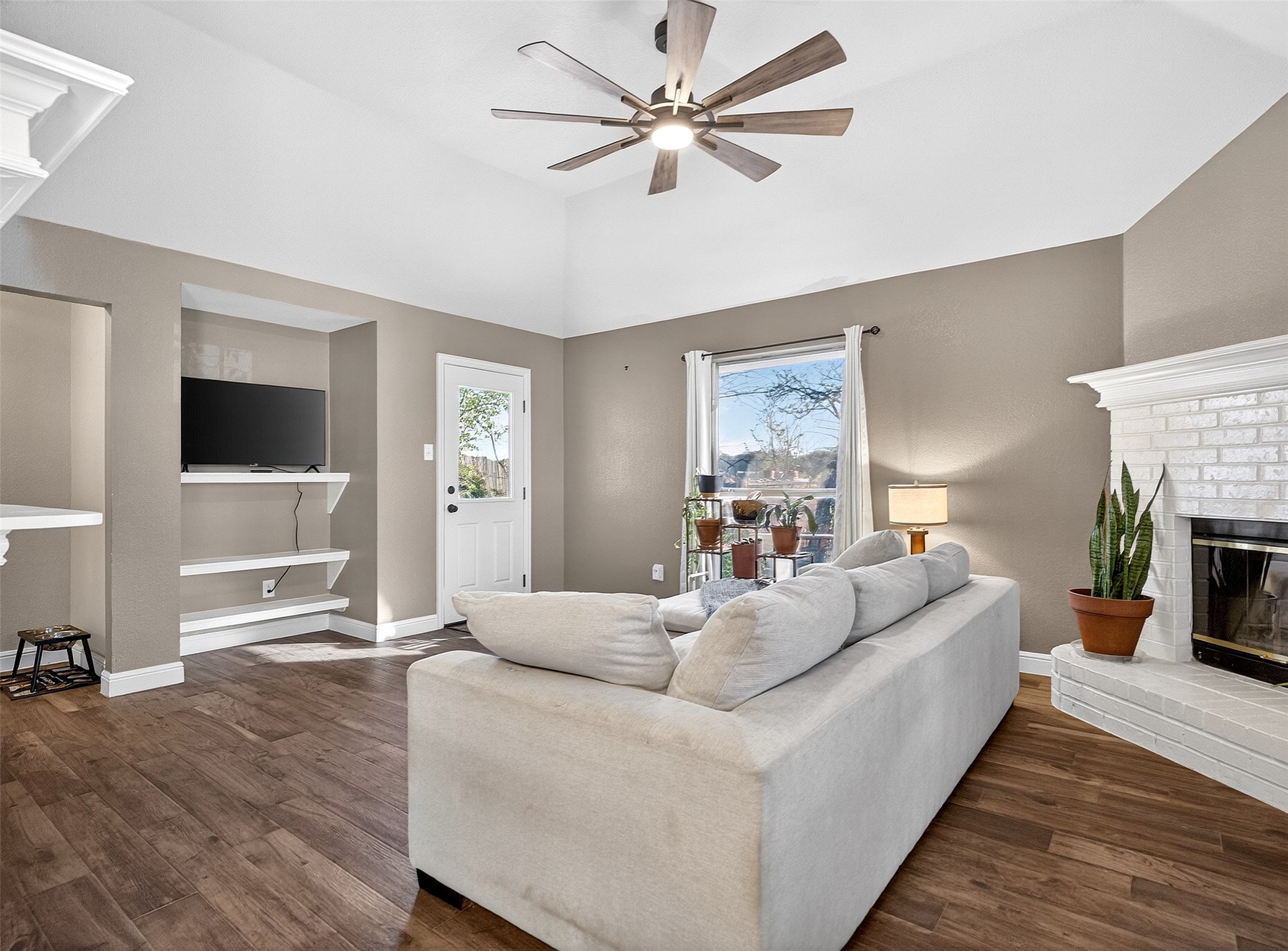 1006 Oakchase Court Azle TX 76020
